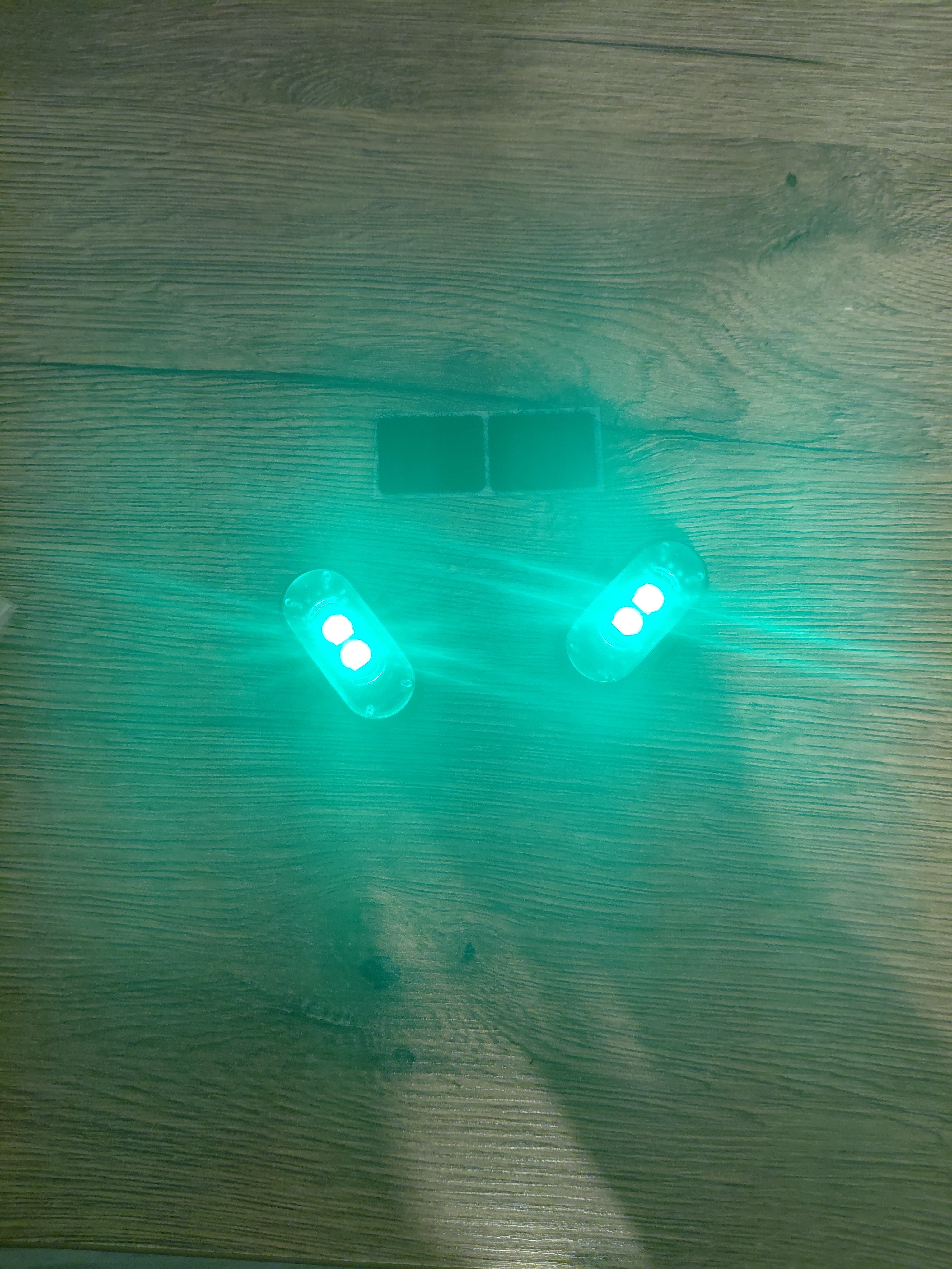 LED na żepy wiele kolorów + 2 kable typu mikro USB 2 sztuki